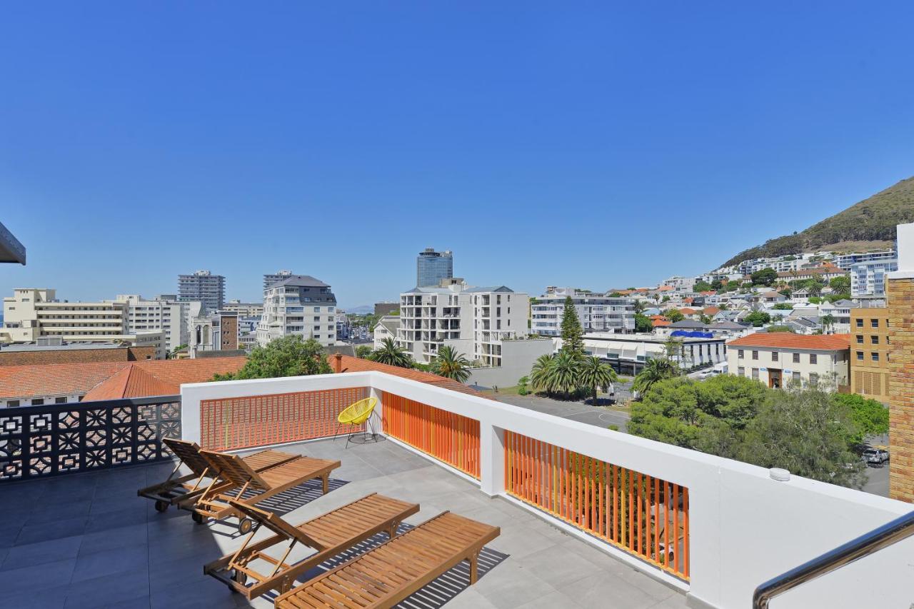 Six On N - Fluent Serviced Apartment