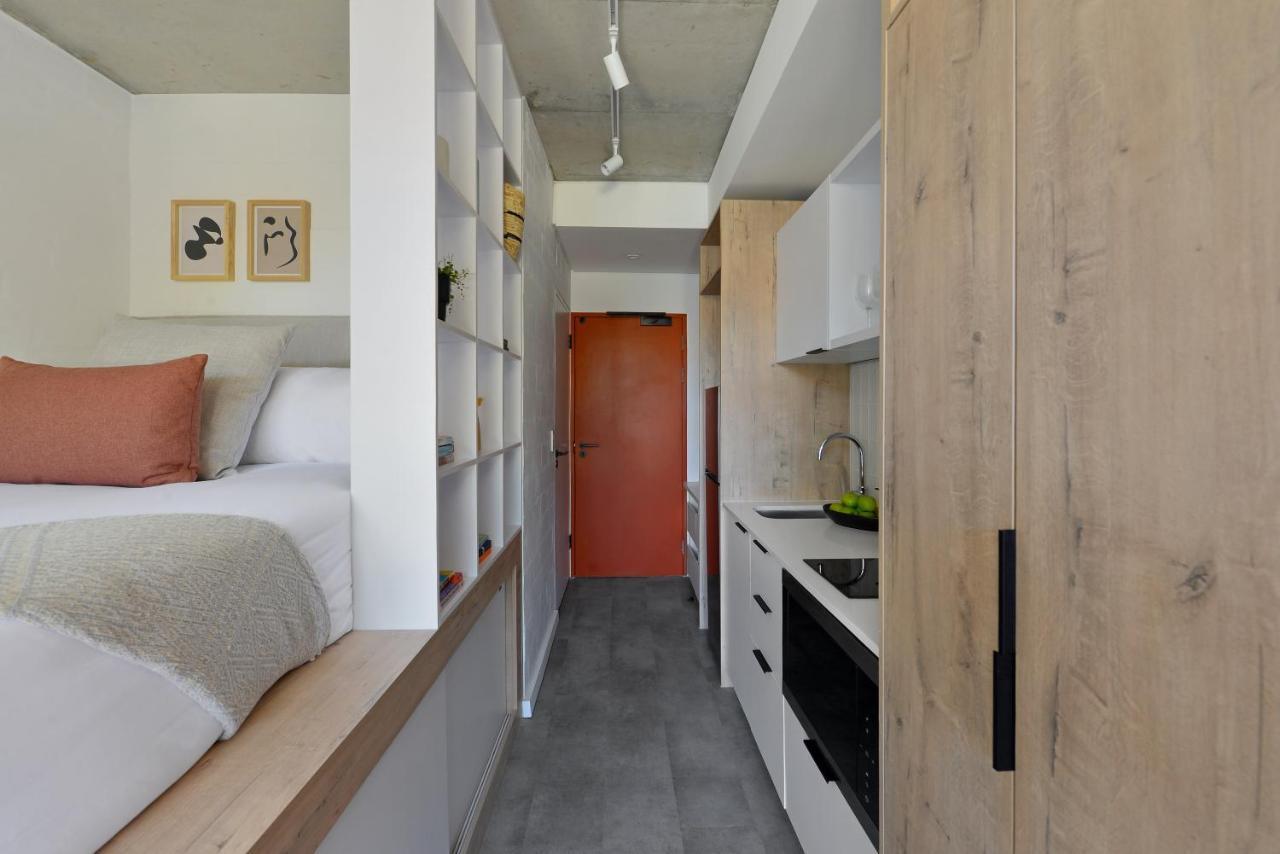 Six On N - Fluent Serviced Apartment