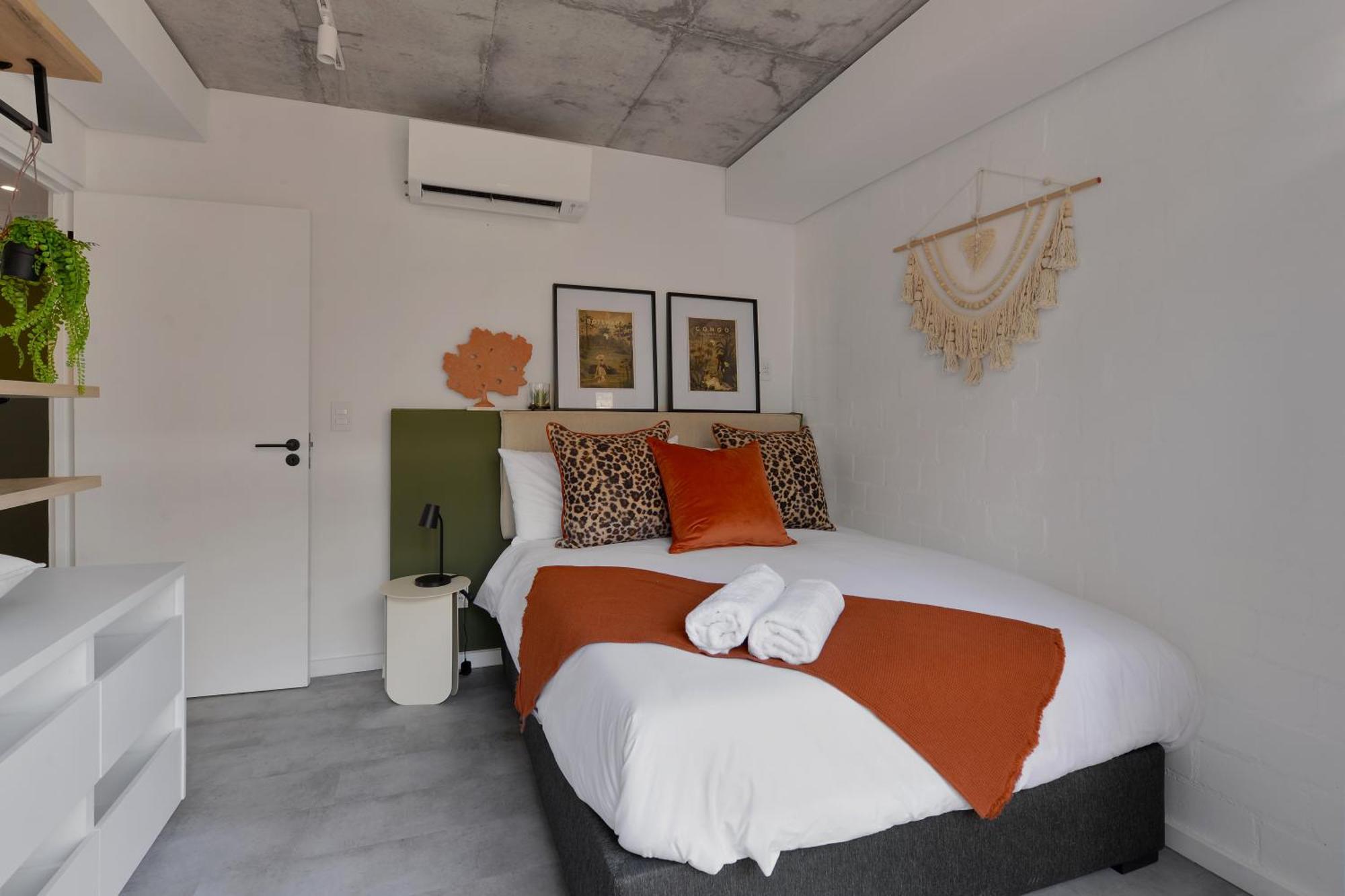 Six On N - Fluent Serviced Cape Town