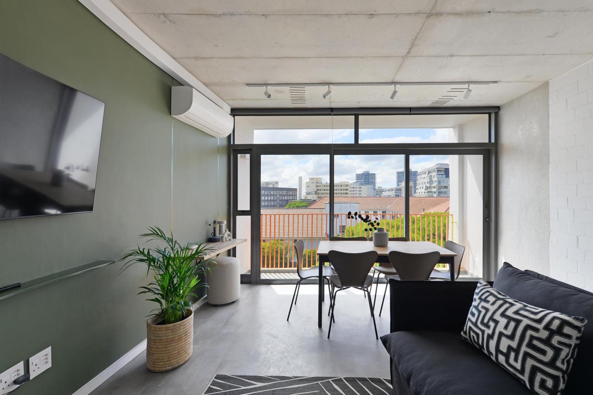Six On N - Fluent Serviced Apartment *